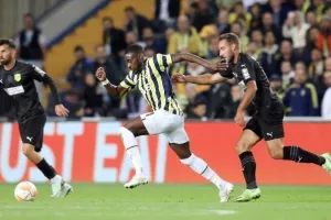 Φενέρ - ΑΕΚ: Δεν... μπόρεσε στο "Şükrü Saracoğlu" (φώτος)