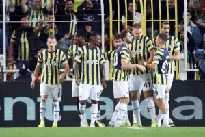 Φενέρ - ΑΕΚ: Δεν... μπόρεσε στο "Şükrü Saracoğlu" (φώτος)