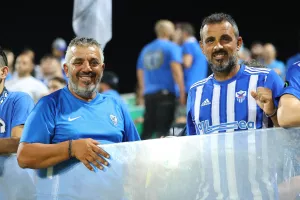 (Φωτορεπορτάζ) Ο κόσμος στην "ΑΡΕΝΑ"