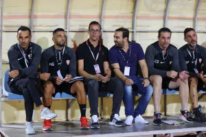 ENΠ - Νέα Σαλαμίνα: "Βυσσινί" τρίποντο με Ρουσιά και Ντα Σίλβα! (φώτος)