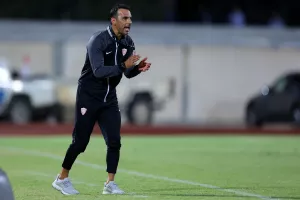 ENΠ - Νέα Σαλαμίνα: "Βυσσινί" τρίποντο με Ρουσιά και Ντα Σίλβα! (φώτος)