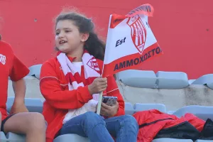 (Φωτορεπορτάζ) Ο κόσμος στο Αμμόχωστος-Επιστροφή