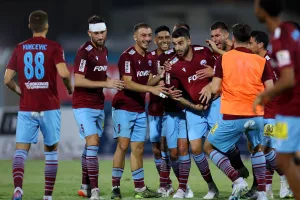 ENΠ - Νέα Σαλαμίνα: "Βυσσινί" τρίποντο με Ρουσιά και Ντα Σίλβα! (φώτος)