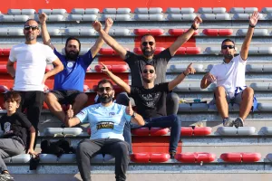 (Φωτορεπορτάζ) Ο κόσμος στο Αμμόχωστος-Επιστροφή