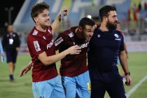 ENΠ - Νέα Σαλαμίνα: "Βυσσινί" τρίποντο με Ρουσιά και Ντα Σίλβα! (φώτος)