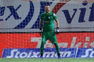 Νέα Σαλαμίνα - Πάφος FC: Ασταμάτητη, 'πέρασε' και από την Λάρνακα! (φώτος)