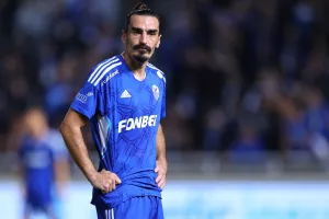 "Ηρθα εδώ για να ζητήσω συγνώμη, απολογούμαι στον κόσμο, στους συμπαίκτες μου, έπρεπε να σκοράρω!"