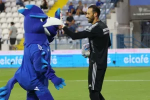 Ανόρθωση - Απόλλωνας: Πίττας... από αέρος και επιστροφή στην κορυφή! (Φώτος)