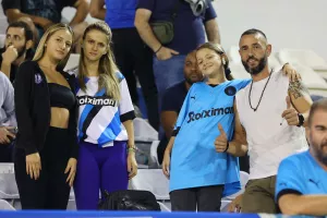 (Φωτορεπορτάζ) Ο κόσμος στο ΠΑΠ