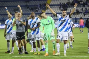 Ανόρθωση - Απόλλωνας: Πίττας... από αέρος και επιστροφή στην κορυφή! (Φώτος)