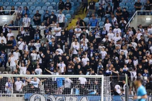 Απόλλων - Άλκμααρ: ΠΡΩΤΗ νίκη με Ρομπέρζ και... μέσα στην πρόκριση! (Φώτος)