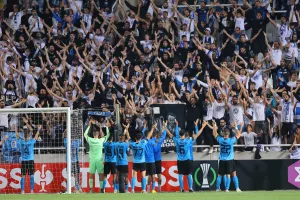Έγιναν... "1" παίκτες και κόσμος: "Θρύλε μπορείς να προκριθείς!" (Φώτος/Βίντεο)