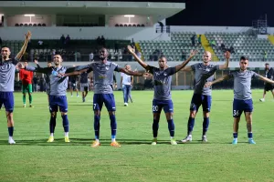 ΒΙΝΤΕΟ-ΦΩΤΟΣ/“Φέρτε το πρωτάθλημα στο Παφιακό-Είναι τρελός ο Νορβηγός”