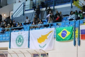 Ανατροπή και... ερυθρόλευκο το Σούπερ Καπ! (Φώτος)