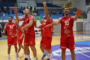 Ανατροπή και... ερυθρόλευκο το Σούπερ Καπ! (Φώτος)
