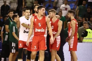 Λαρεντζάκης: "Συγγνώμη σε όλο τον Παναθηναϊκό, έκανα λάθος"