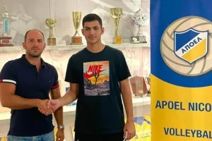Πήρε Βερέη και ολοκλήρωσε το ΑΠΟΕΛ