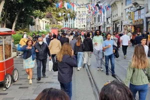 Πολυκοσμία... στο παζάρι! (Φώτος)