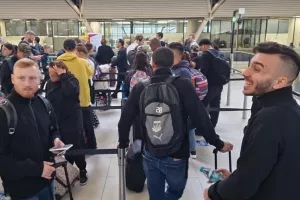 Check - In... για επιστροφή (Φώτος)