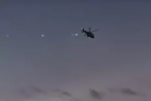 Ελικόπτερο... πάνω απ' το "ΠΑΠ"! (Φώτος)