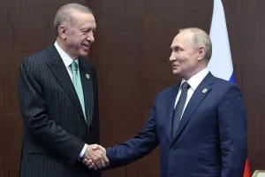 "Θα φτιάξουμε με τον Πούτιν κέντρο φυσικού αερίου στη Θράκη"