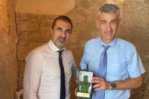 Γεύμα... στην Ντιναμό (Φώτος)