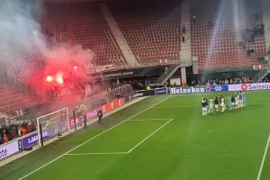 Η προσπάθεια εκτιμήθηκε - Πήγαν στον κόσμο και… τραγούδησαν μαζί (βίντεο/φώτος)