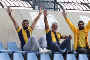 (ΦΩΤΟΡΕΠΟΡΤΑΖ) Ο κόσμος στο "Στέλιος Κυριακίδης"