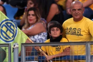 (ΦΩΤΟΡΕΠΟΡΤΑΖ) Ο κόσμος στο "Στέλιος Κυριακίδης"