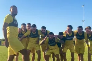Αποθέωσαν τον σκόρερ (βίντεο)