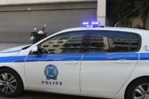 Ένταλμα σύλληψης για τη μητέρα της 12χρονης στον Κολωνό