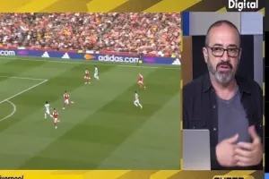 Προπονητές/Τρεις και οχτώ