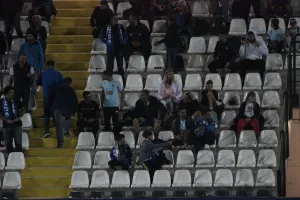 ΦΩΤΟΣ/Έκαναν το ταξίδι από Πάφο σε Περιστερώνα 
