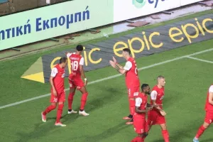 (ΒΙΝΤΕΟ/ΦΩΤΟΣ) Γκολ ο Τιάγκο / Δεν το πανηγύρισε 