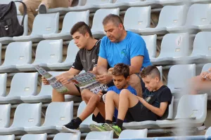 (Φωτορεπορτάζ) Οι φίλαθλοι στο "Στέλιος Κυριακίδης"