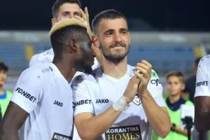 Πάφος FC-ENΠ: Σαββατόβραδο στην κορυφή με τριάρα! (φώτος) 