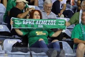 Ο κόσμος στο "ΠΑΠ" (φωτορεπορτάζ)