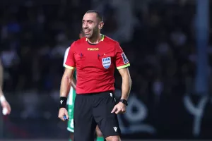 Νευρικό χαμόγελο!