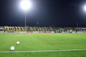 Ακρίτας - ΑΕΛ: Ακάθεκτη με τριάρα και... ζωγραφιά Μακρή! (Φώτος)