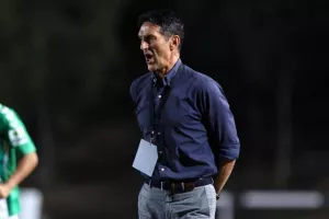 Ακρίτας - ΑΕΛ: Ακάθεκτη με τριάρα και... ζωγραφιά Μακρή! (Φώτος)