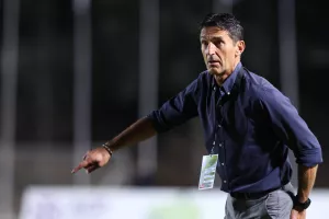 Γιανέφσκι: "Σπουδαία εμφάνιση, μεγάλο ευχαριστώ στον κόσμο"