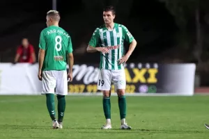 Ακρίτας - ΑΕΛ: Ακάθεκτη με τριάρα και... ζωγραφιά Μακρή! (Φώτος)