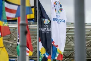 Φωτορεπορτάζ... από την κλήρωση 