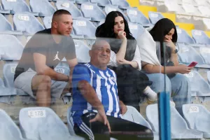 (Φωτορεπορτάζ) Ο κόσμος στο ΠΑΠ