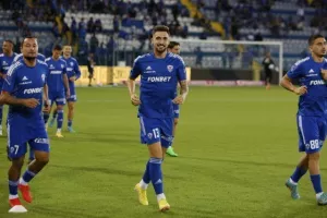 Ανόρθωση - Απόλλωνας: Πίττας... από αέρος και επιστροφή στην κορυφή! (Φώτος)