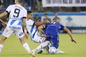 Ανόρθωση - Απόλλωνας: Πίττας... από αέρος και επιστροφή στην κορυφή! (Φώτος)