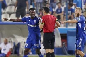 Ανόρθωση - Απόλλωνας: Πίττας... από αέρος και επιστροφή στην κορυφή! (Φώτος)