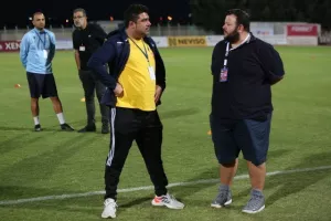 ΕΝΠ - Ολυμπιακός: Βυσσινί ανατροπή και πολύτιμο τρίποντο! (φώτος)