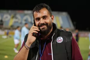 ΕΝΠ - Ολυμπιακός: Βυσσινί ανατροπή και πολύτιμο τρίποντο! (φώτος)