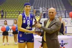 H απονομή και το πάρτι των κοριτσιών της Νεάπολης! (φώτος)